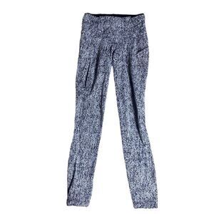 Lululemon run on tight power luxtreme irregular denim twill black white 2